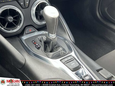 Certified 2020 Chevrolet Camaro LT image 24