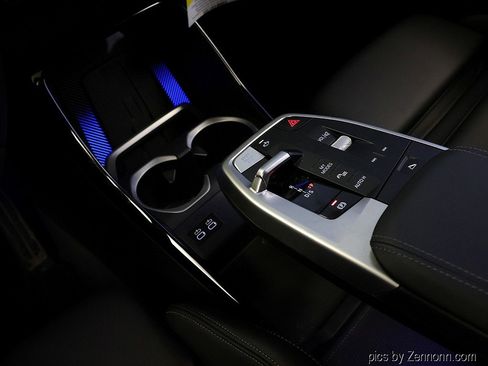 Used 2025 BMW X1 M35i w/ Premium Package image 23