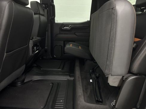 Used 2022 GMC Sierra 1500 AT4 w/ AT4 Preferred Package AWD/4WD image 51