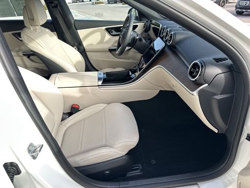 Certified 2025 Mercedes-Benz C 300 4MATIC Sedan image 33