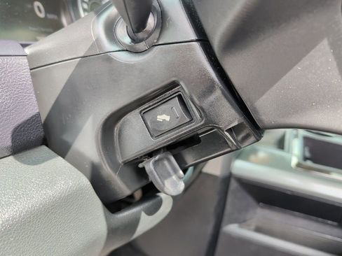 Used 2015 RAM 1500 Sport w/ Convenience Group AWD/4WD image 23