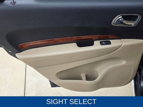 Used 2016 Dodge Durango Limited w/ Nav & Power Liftgate Group image 23