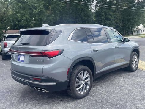 Used 2026 Buick Enclave Preferred AWD/4WD image 3