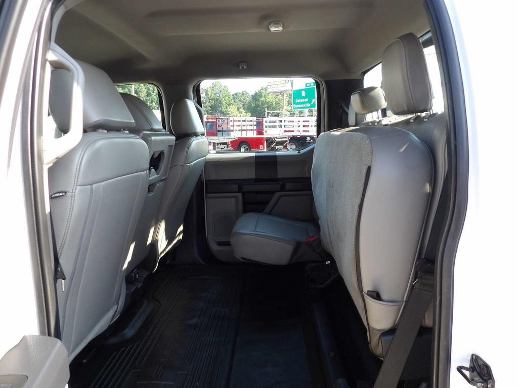 Used 2022 Ford F550 2WD Crew Cab Super Duty w/ Power Equipment Group image 34