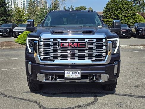 New 2025 GMC Sierra 3500 Denali w/ Denali Reserve Package image 8
