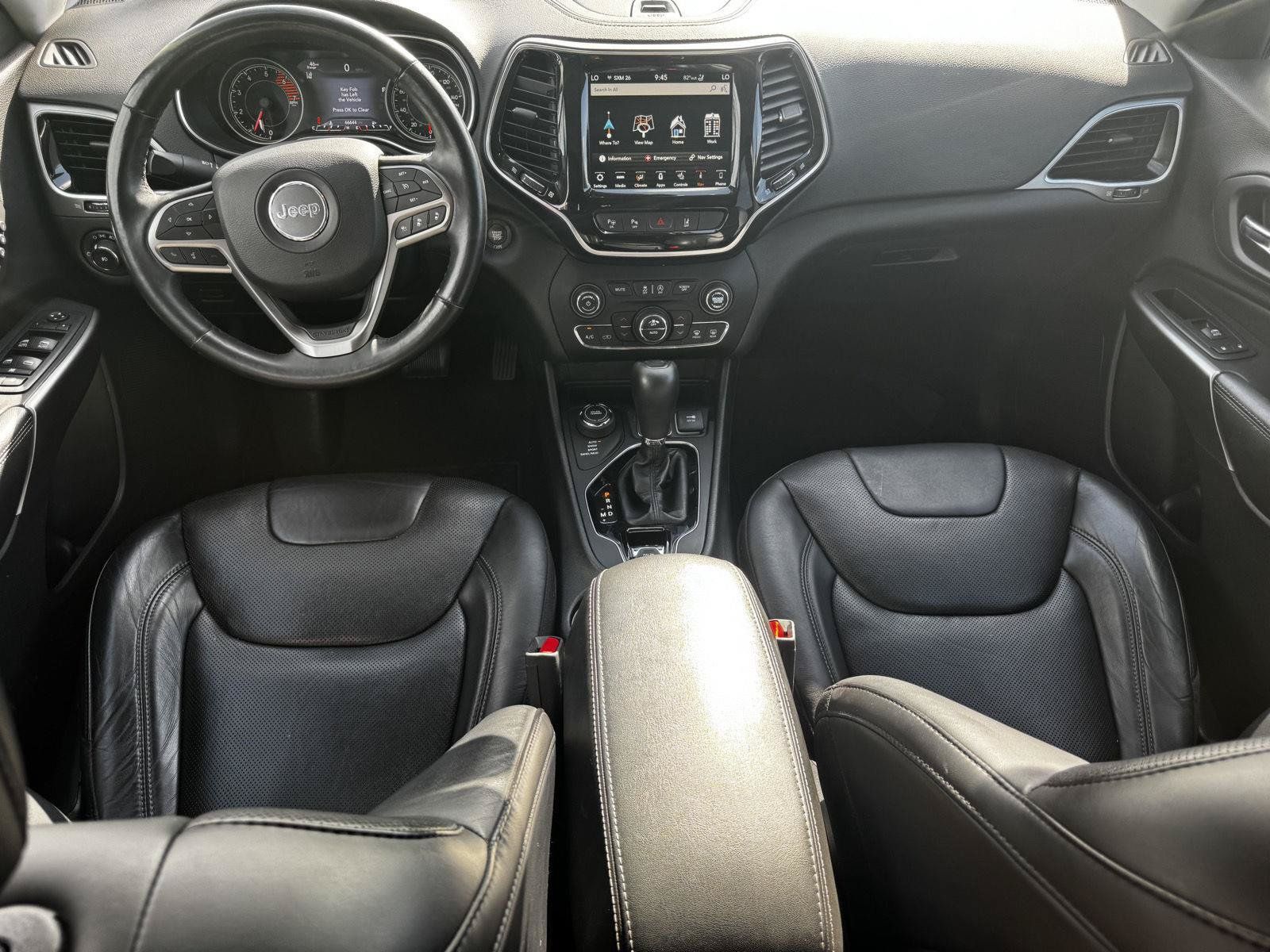 Used 2019 Jeep Cherokee Limited w/ Luxury Group AWD/4WD image 20
