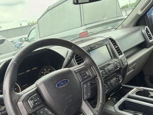 Used 2015 Ford F150 XLT w/ Equipment Group 302A Luxury AWD/4WD image 9