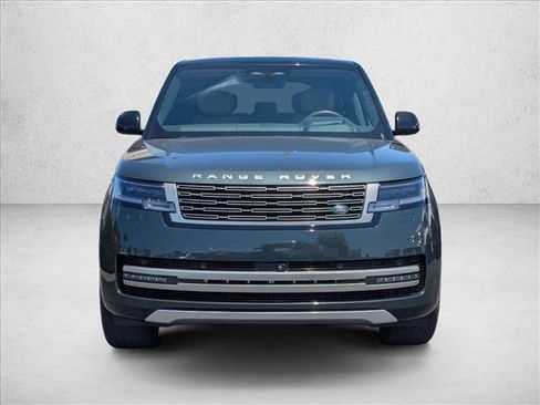 Used 2025 Land Rover Range Rover Autobiography AWD/4WD image 2
