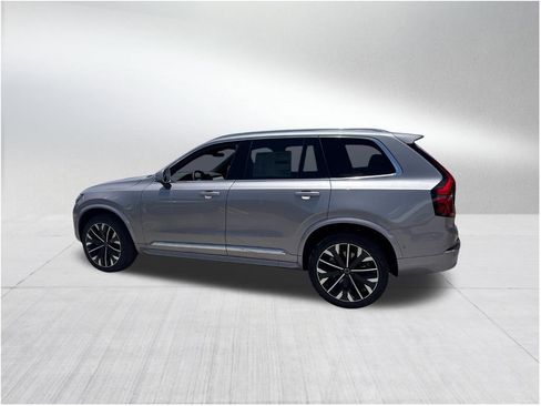 New 2026 Volvo XC90 B6 Plus w/ Protection Package Premier image 2