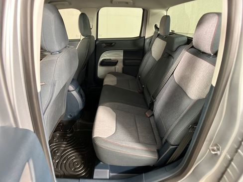 Certified 2024 Ford Maverick XLT image 30