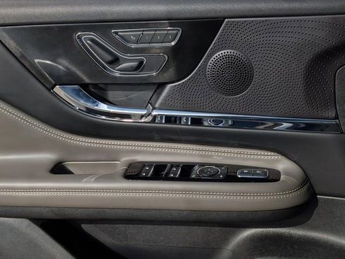 Used 2024 Lincoln Corsair Grand Touring w/ Equipment Group 301A image 24