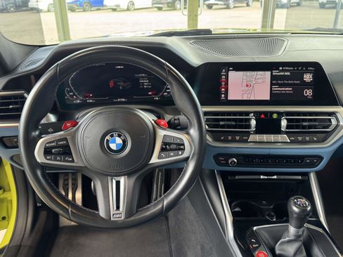 Used 2022 BMW M4 Coupe RWD image 11