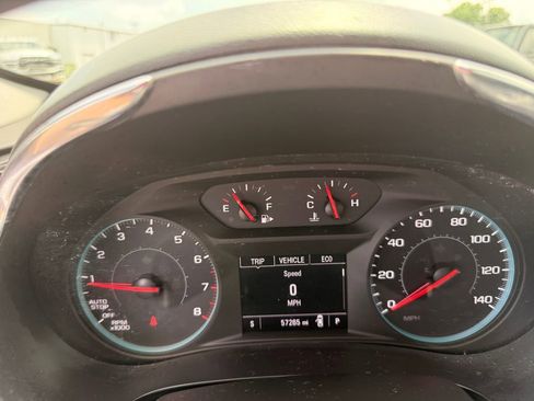 Used 2021 Chevrolet Malibu LT FWD image 16