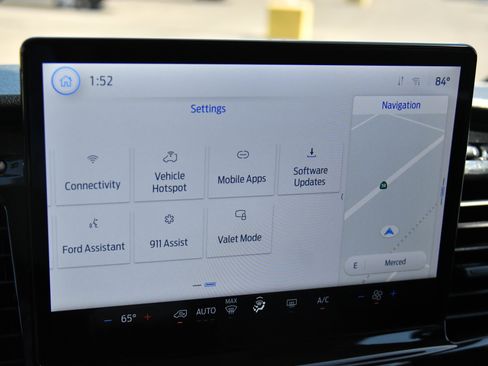 Used 2023 Ford Transit 350 XLT image 30