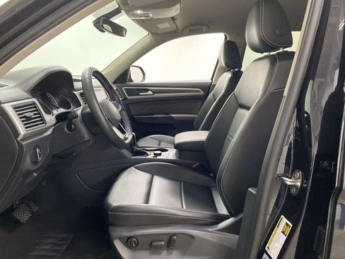 Used 2021 Volkswagen Atlas SE image 14