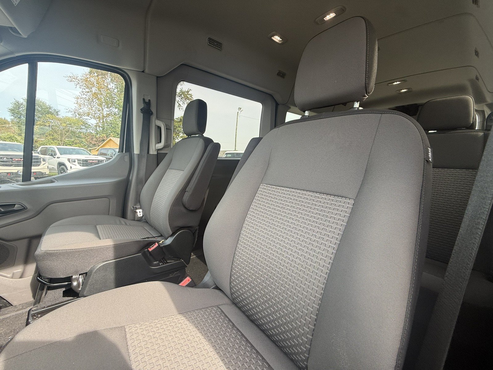Used 2025 Ford Transit 350 XLT AWD/4WD image 10