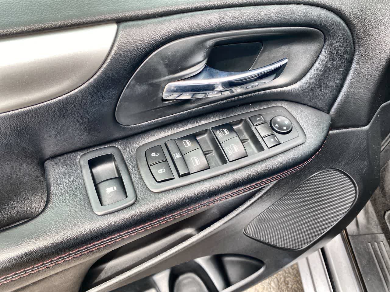 Used 2019 Dodge Grand Caravan GT FWD image 13