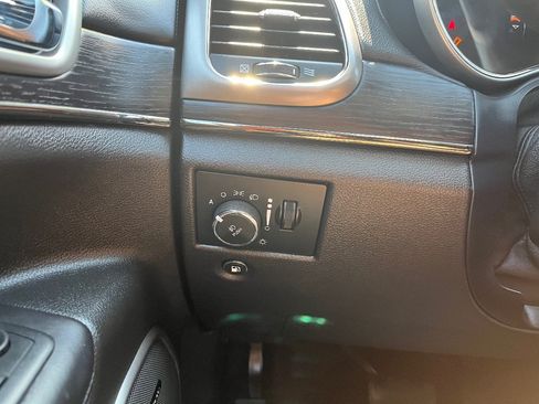 Used 2018 Jeep Grand Cherokee High Altitude AWD/4WD image 22