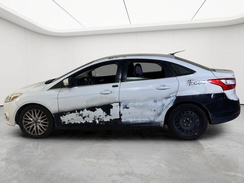 Used 2012 Ford Focus SEL FWD image 9