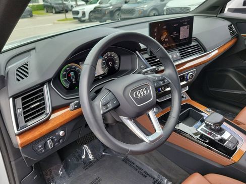 Certified 2023 Audi Q5 e Prestige w/ Prestige Package AWD/4WD image 7