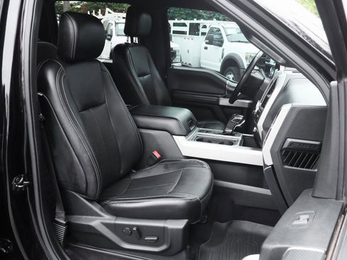 Used 2019 Ford F150 Lariat image 47