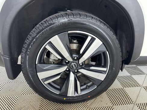 Used 2023 Nissan Rogue SL w/ SL Premium Package AWD/4WD image 36