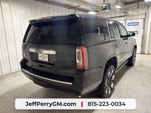 Used 2020 GMC Yukon Denali w/ Denali Ultimate Package AWD/4WD image 3