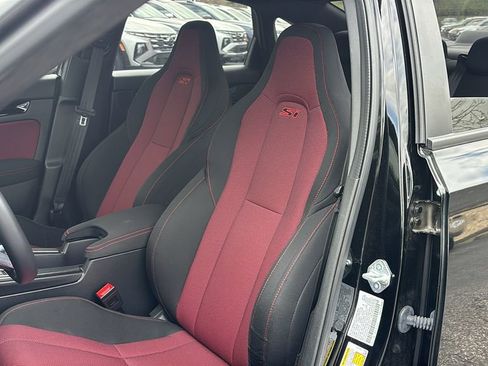 Used 2023 Honda Civic Si image 10