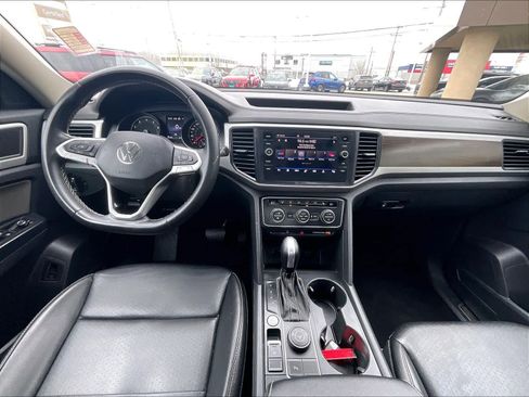 Used 2021 Volkswagen Atlas SE image 22