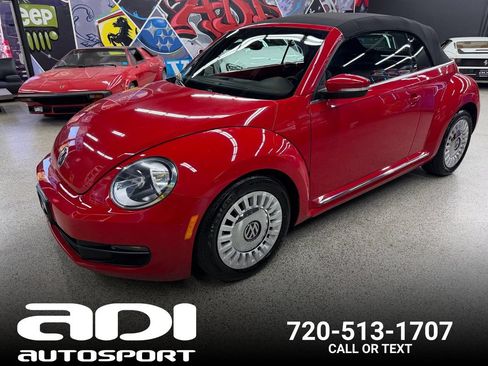 Used 2014 Volkswagen Beetle 1.8T FWD image 1