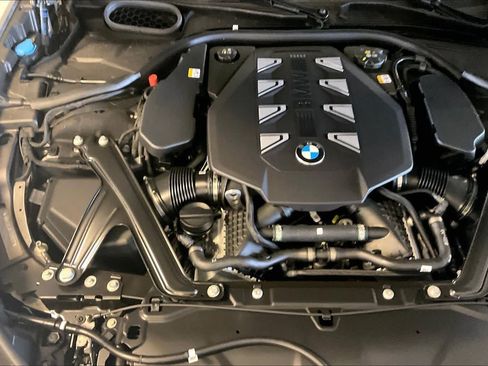 New 2026 BMW 760i xDrive AWD/4WD image 17