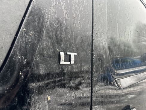 Used 2011 Chevrolet Avalanche LT w/ Luxury Package image 33