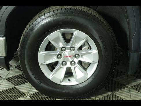 Used 2023 GMC Sierra 1500 SLE AWD/4WD image 10