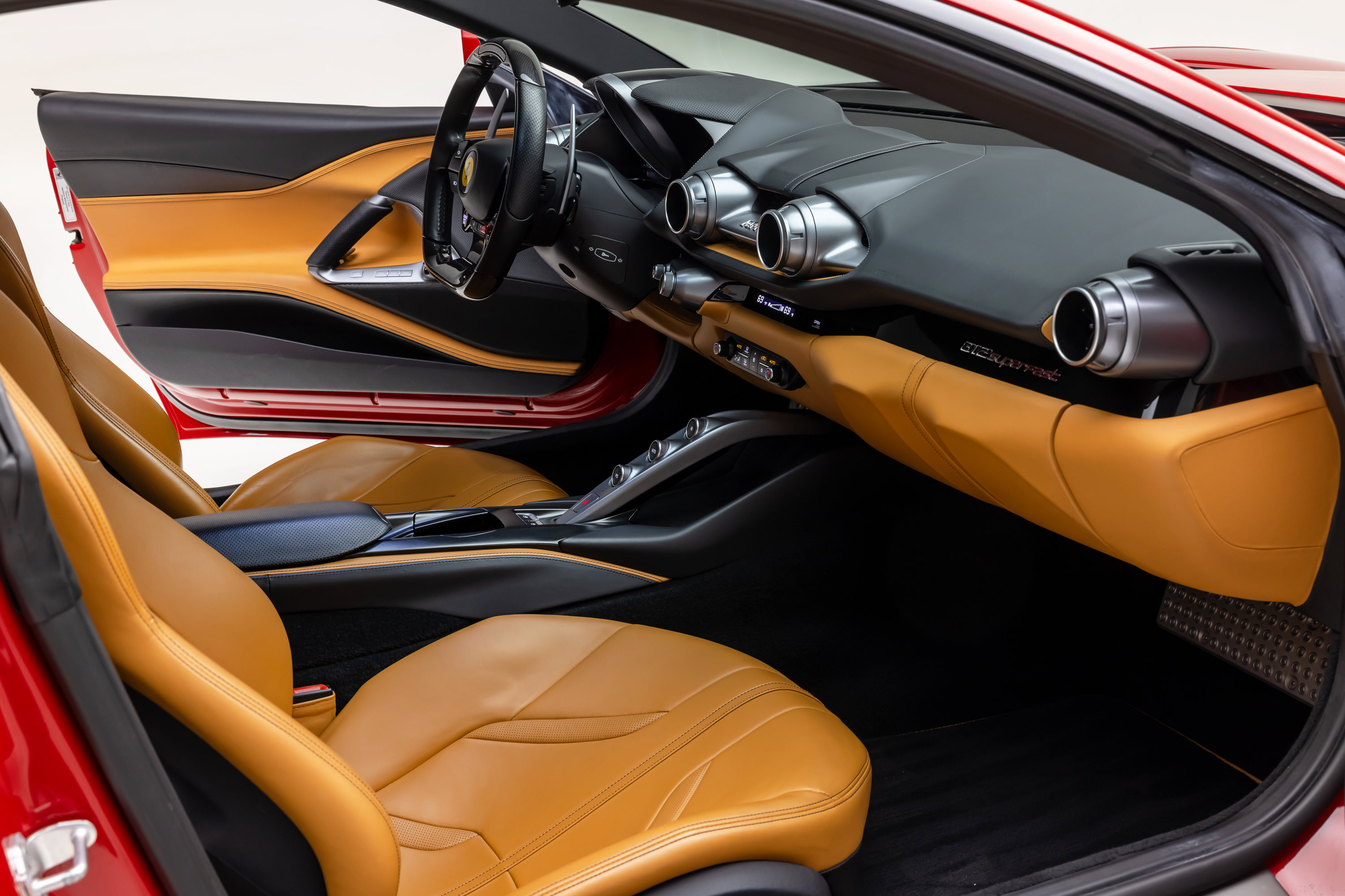 Certified 2020 Ferrari 812 Superfast RWD image 28