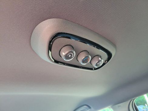 Used 2024 Dodge Durango SXT image 26