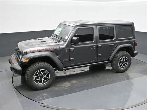 Used 2024 Jeep Wrangler Unlimited Rubicon w/ Technology Group image 33