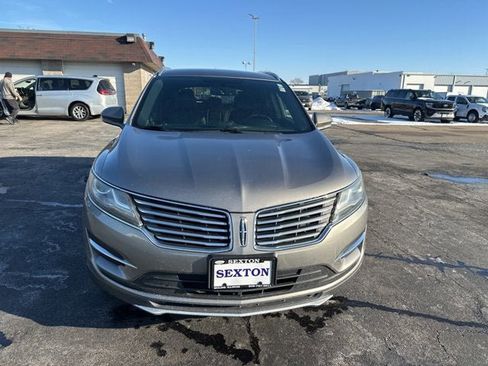 Used 2017 Lincoln MKC Premiere image 2