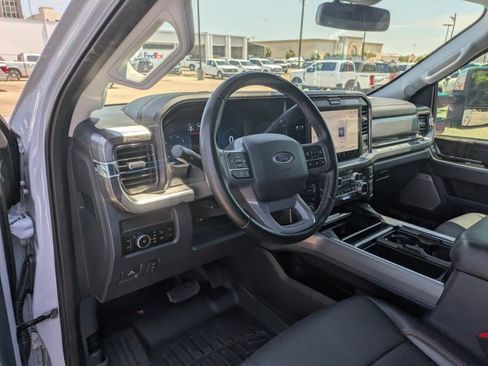 Used 2025 Ford F250 Lariat w/ Tremor Off-Road Package AWD/4WD image 9