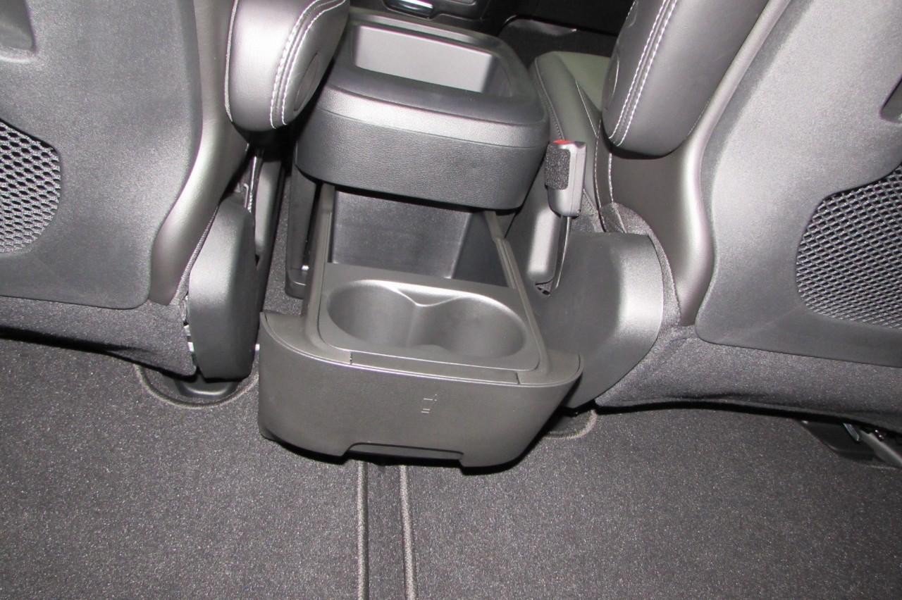New 2025 Chrysler Pacifica Select FWD image 24