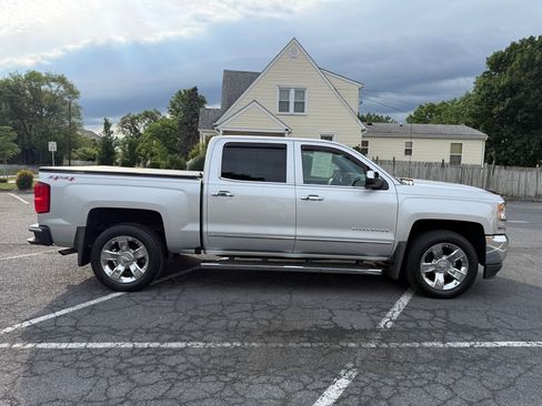 Used 2017 Chevrolet Silverado 1500 LTZ w/ Sport Package AWD/4WD image 2