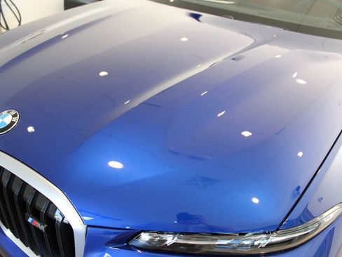 Used 2025 BMW X7 M60i AWD/4WD image 38