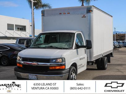 Used 2017 Chevrolet Express 3500 Extended w/ Chrome Appearance Package