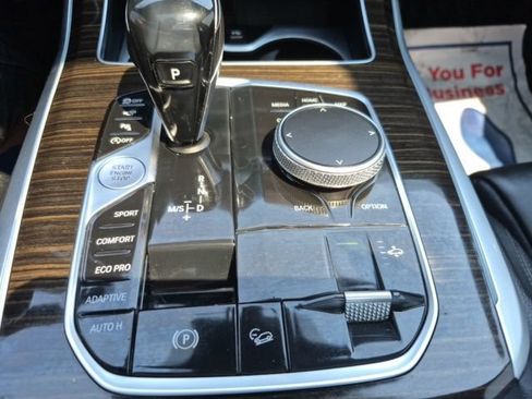 Used 2019 BMW X7 xDrive50i w/ M Sport Package AWD/4WD image 38