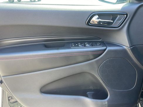 Certified 2025 Dodge Durango GT w/ Blacktop Package RWD image 11