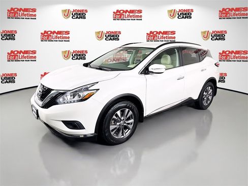 Used 2015 Nissan Murano SV image 12