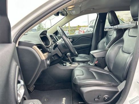 Used 2015 Jeep Cherokee Limited AWD/4WD image 25