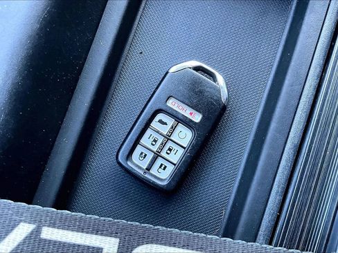 Used 2019 Honda Odyssey EX-L image 10