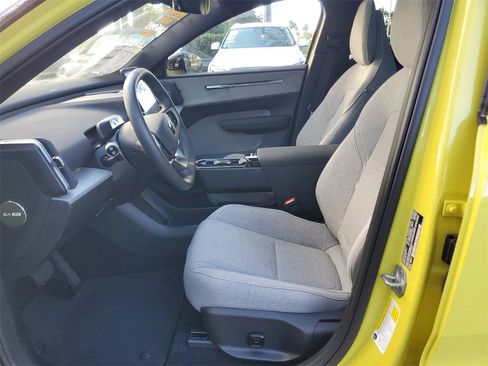 Certified 2025 Volvo EX30 Ultra image 17
