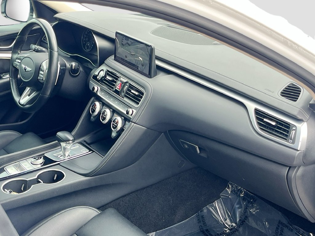 Used 2022 Genesis G70 2.0T RWD image 29