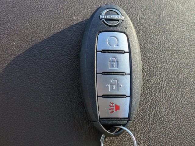 Used 2024 Nissan Titan Platinum Reserve w/ Moonroof Package AWD/4WD image 30